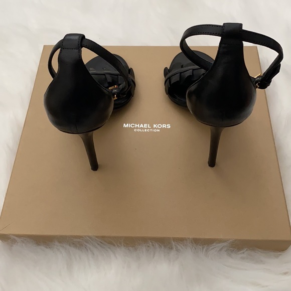 Michael Kors Collection - Picture 3 of 4